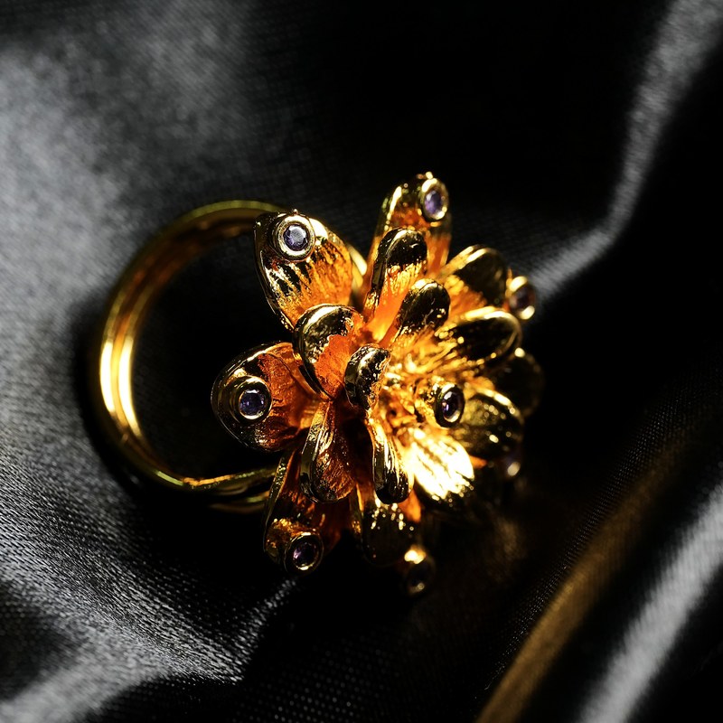 The Dahlia — Her Becoming heirloom ring